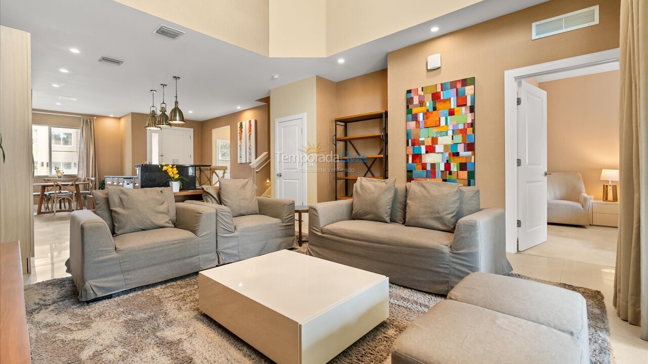 Casa para alquiler de vacaciones em Orlando (Fl 34747)