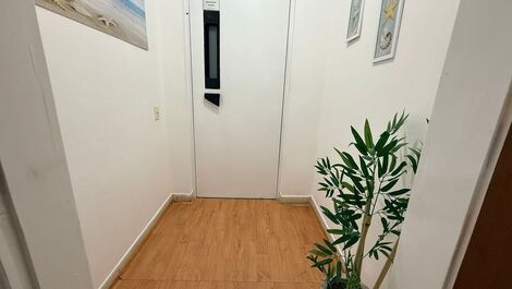 Apartment near the sea (Pitangueiras Beach)