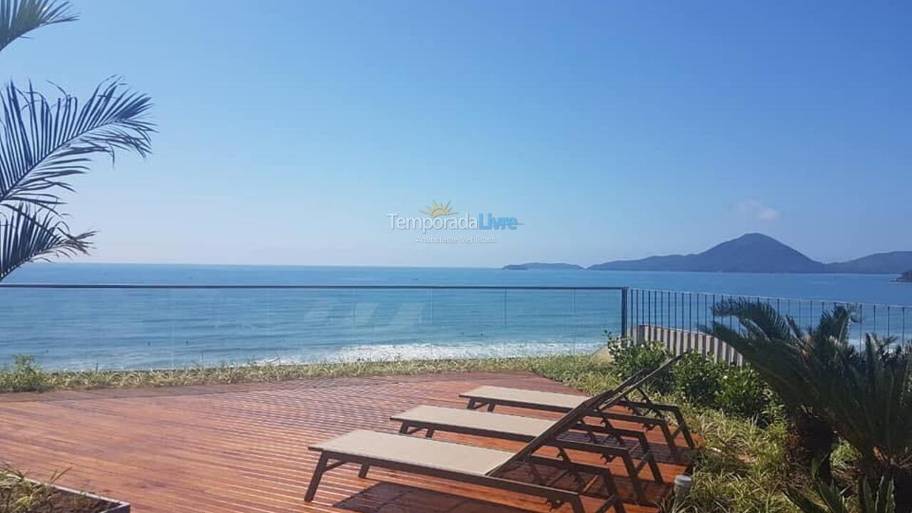 Apartamento para aluguel de temporada em Ubatuba (Praia Grande)