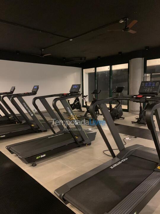 Apartamento para aluguel de temporada em Ubatuba (Praia Grande)