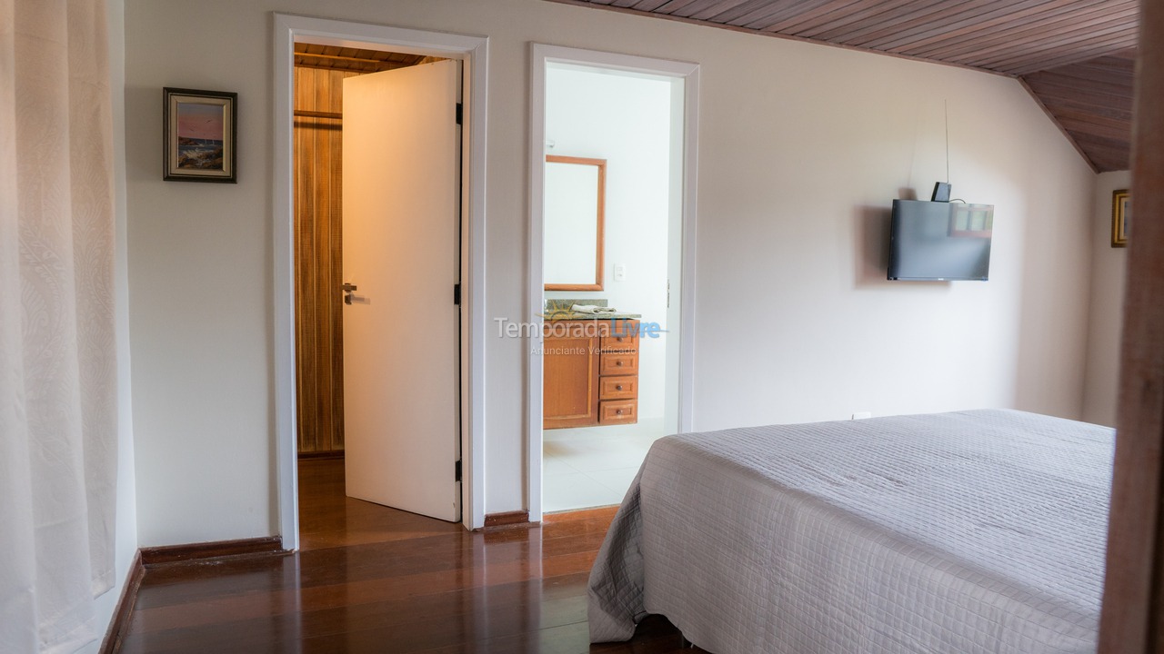 Apartamento para aluguel de temporada em Campos do Jordão (Jaguaribe)