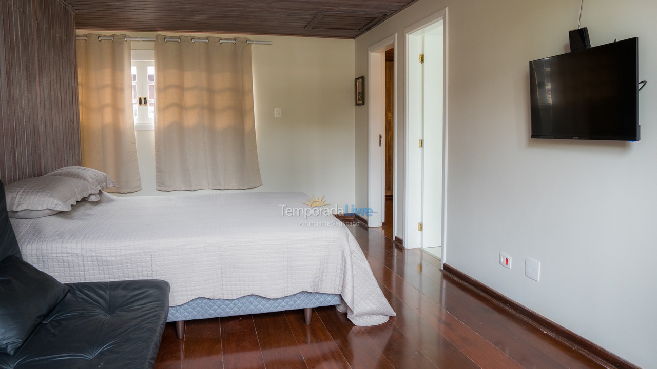 Apartamento para aluguel de temporada em Campos do Jordão (Jaguaribe)