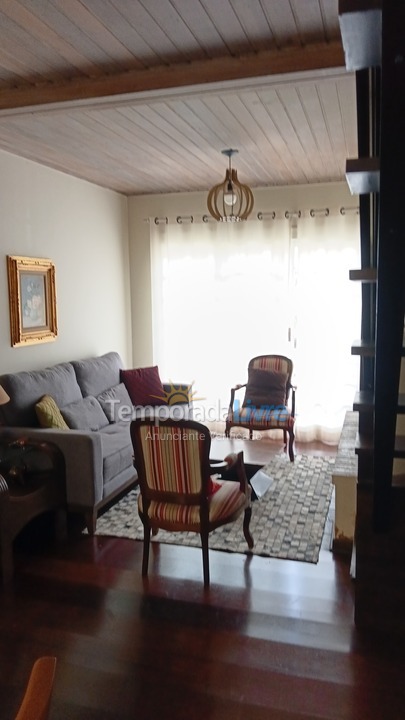 Apartamento para aluguel de temporada em Campos do Jordão (Jaguaribe)