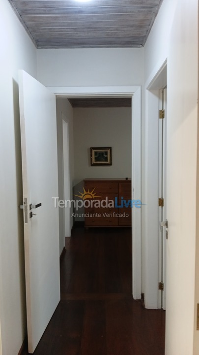 Apartamento para aluguel de temporada em Campos do Jordão (Jaguaribe)