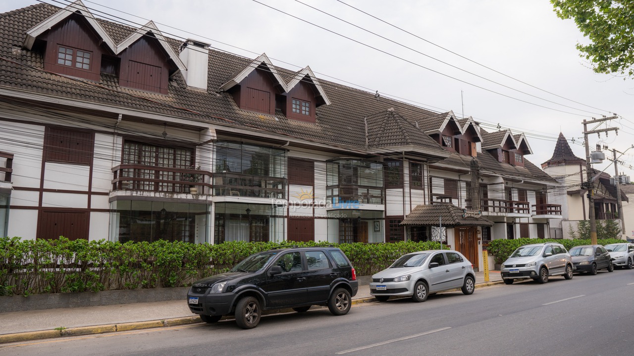 Apartamento para aluguel de temporada em Campos do Jordão (Jaguaribe)