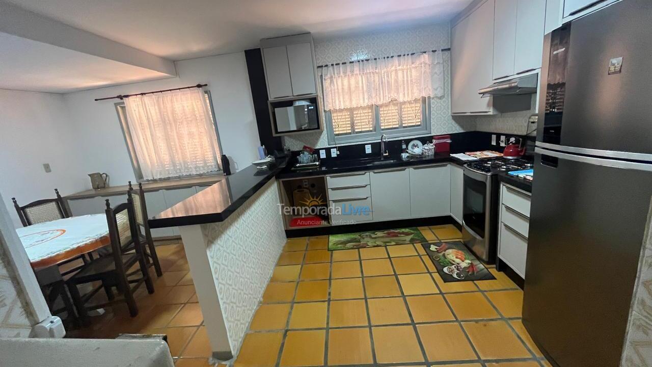 Casa para aluguel de temporada em Balneário Camboriú (Balneário Camboriú)