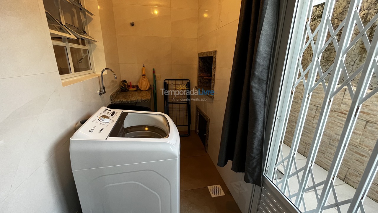 Apartamento para aluguel de temporada em Florianópolis (Ponta das Canas)