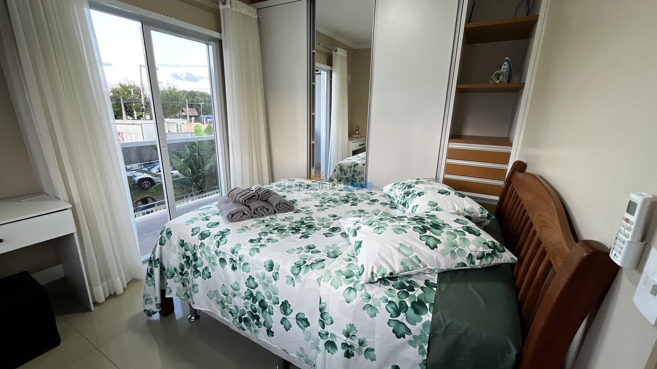Apartamento para aluguel de temporada em Florianópolis (Ponta das Canas)