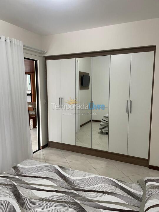 Apartamento para aluguel de temporada em Itapema (Meia Praia)