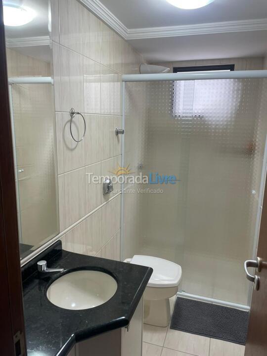 Apartamento para aluguel de temporada em Itapema (Meia Praia)