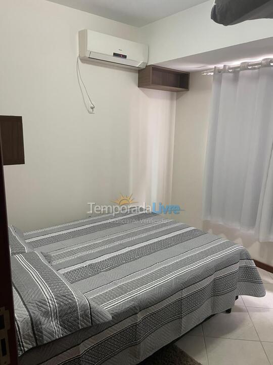 Apartamento para aluguel de temporada em Itapema (Meia Praia)