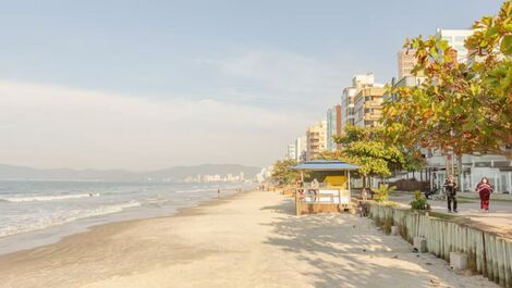 Apartamento para alugar em Itapema - Meia Praia