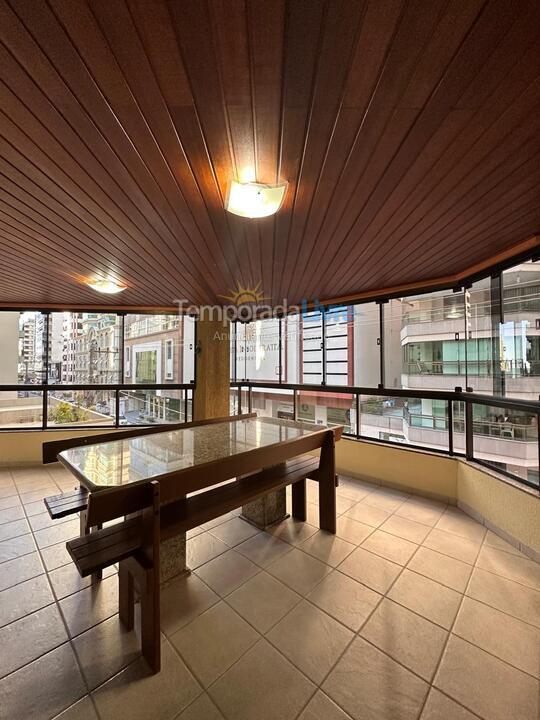 Apartamento para aluguel de temporada em Itapema (Meia Praia)