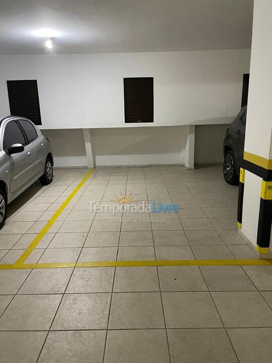 Apartamento para aluguel de temporada em Itapema (Meia Praia)