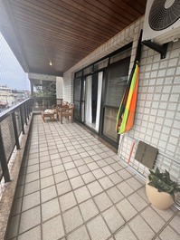 Apartamento a solo 1 minuto a pie de la playa Praia do Forte.