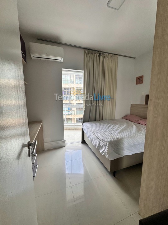 Apartamento para aluguel de temporada em Cabo Frio (Praia do Forte)