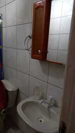 Casa ótima pra temporada pra 4 a 5 pessoas.