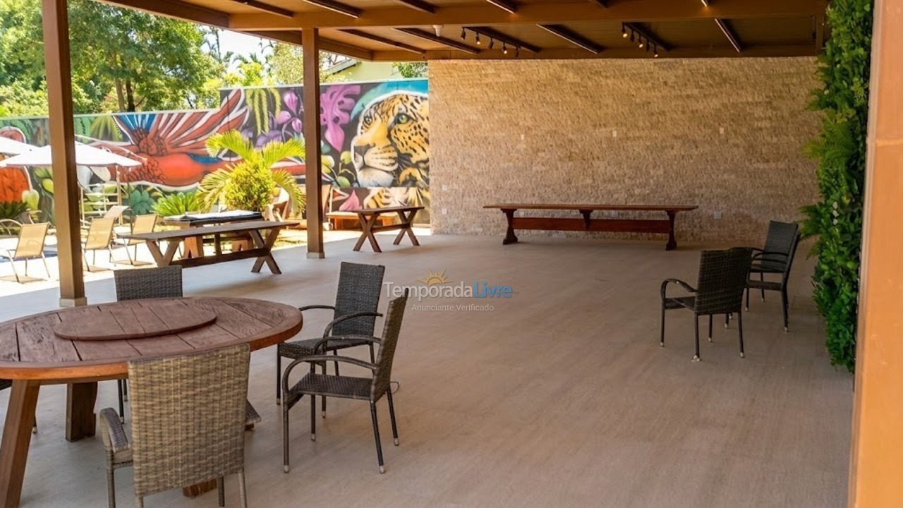 Granja para alquiler de vacaciones em Tietê (Chácara água Santa)