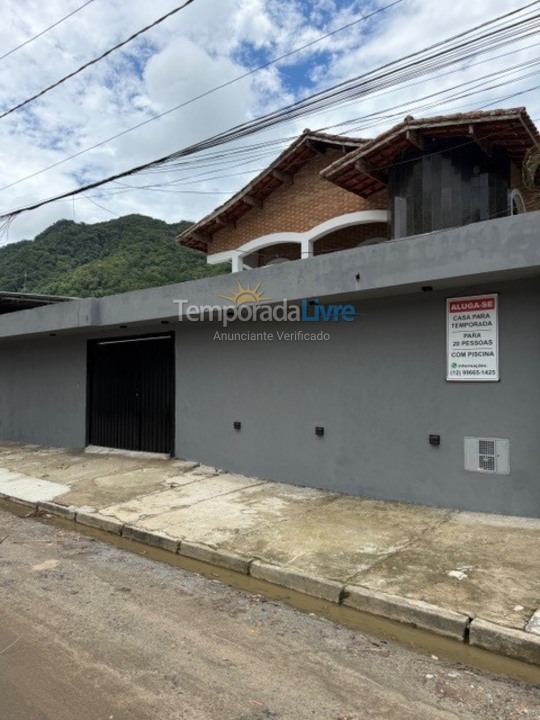 Casa para aluguel de temporada em Ubatuba (Pereque Mirim)