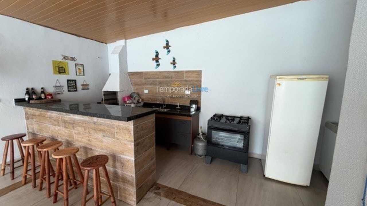 Casa para aluguel de temporada em Ubatuba (Pereque Mirim)