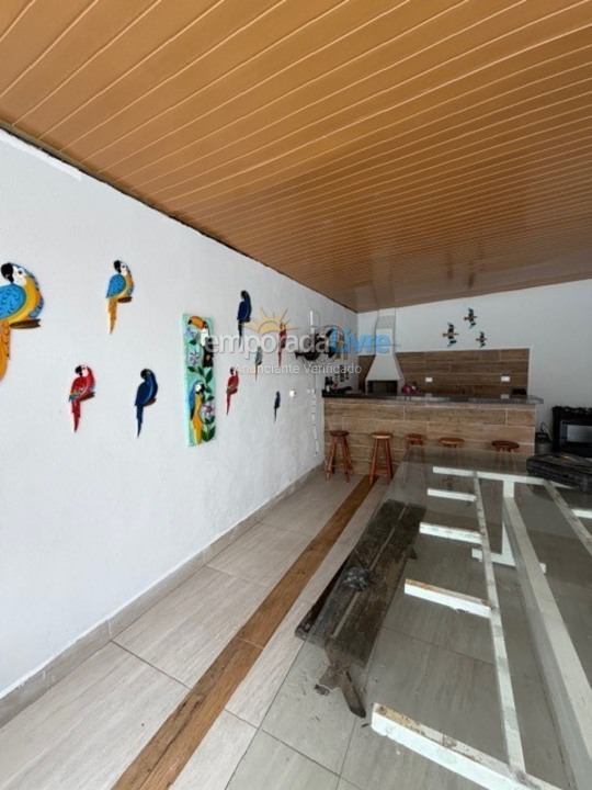 Casa para aluguel de temporada em Ubatuba (Pereque Mirim)