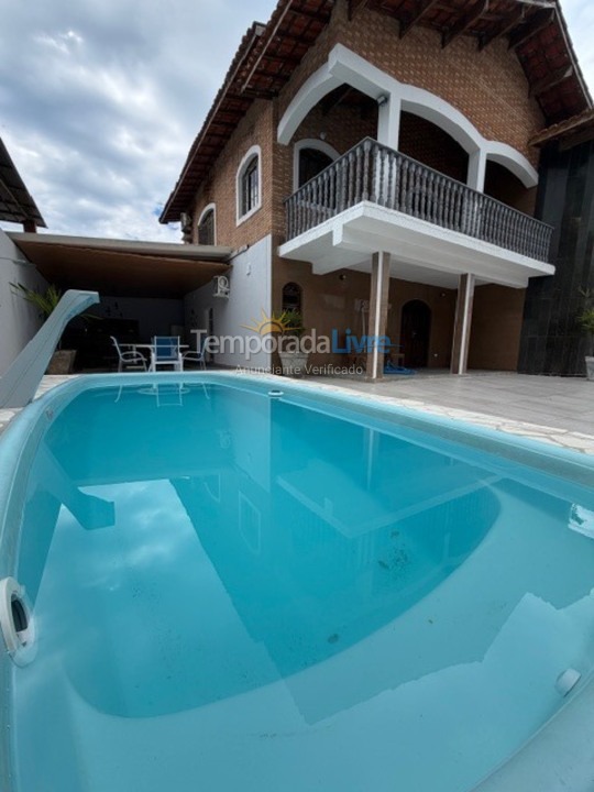 Casa para aluguel de temporada em Ubatuba (Pereque Mirim)