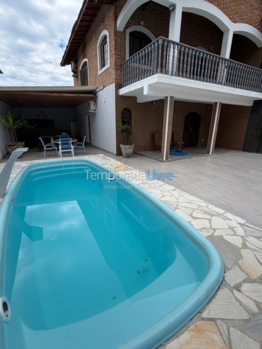 Casa para aluguel de temporada em Ubatuba (Pereque Mirim)