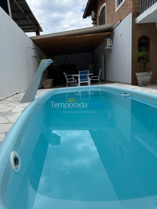 Casa para aluguel de temporada em Ubatuba (Pereque Mirim)