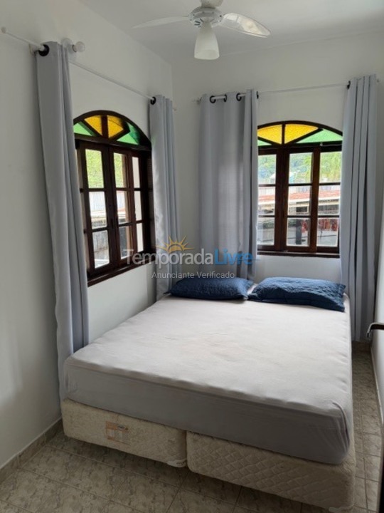 Casa para aluguel de temporada em Ubatuba (Pereque Mirim)