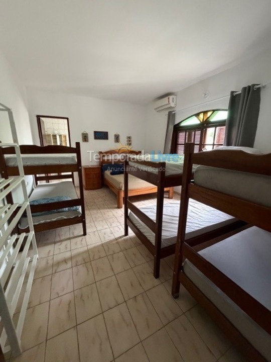 Casa para aluguel de temporada em Ubatuba (Pereque Mirim)