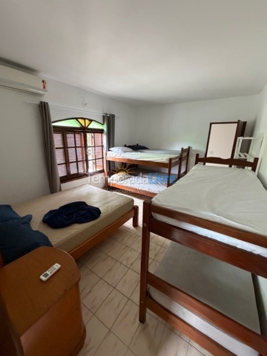 Casa para aluguel de temporada em Ubatuba (Pereque Mirim)