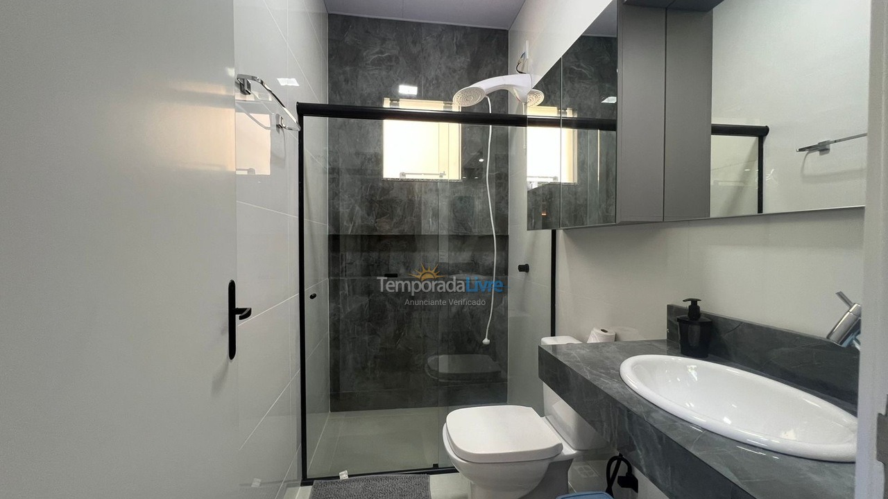 Casa para aluguel de temporada em Florianópolis (Cachoeira do Bom Jesus)