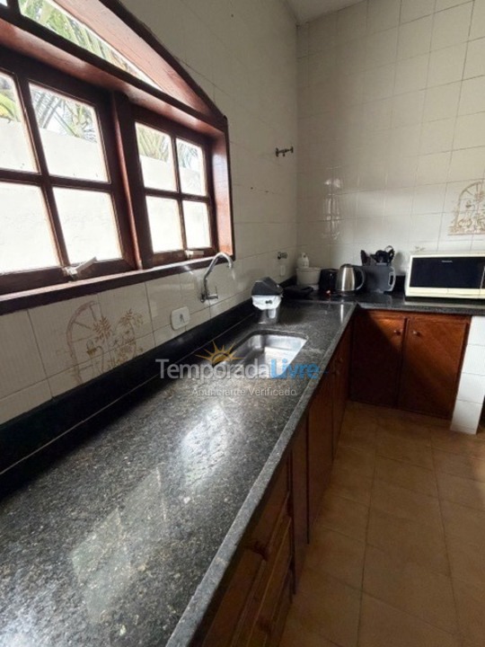 Casa para aluguel de temporada em Ubatuba (Pereque Mirim)