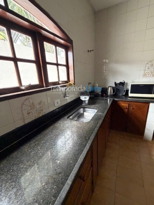 Casa para aluguel de temporada em Ubatuba (Pereque Mirim)