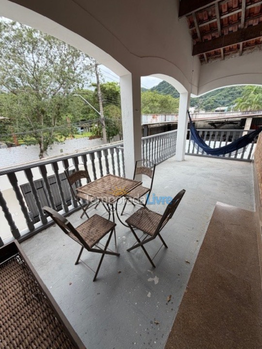 Casa para aluguel de temporada em Ubatuba (Pereque Mirim)