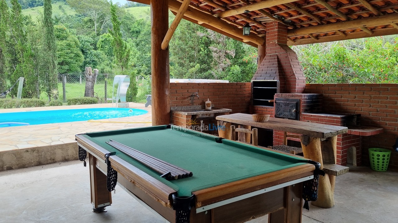 Granja para alquiler de vacaciones em Socorro (Bairro Rio do Peixe)