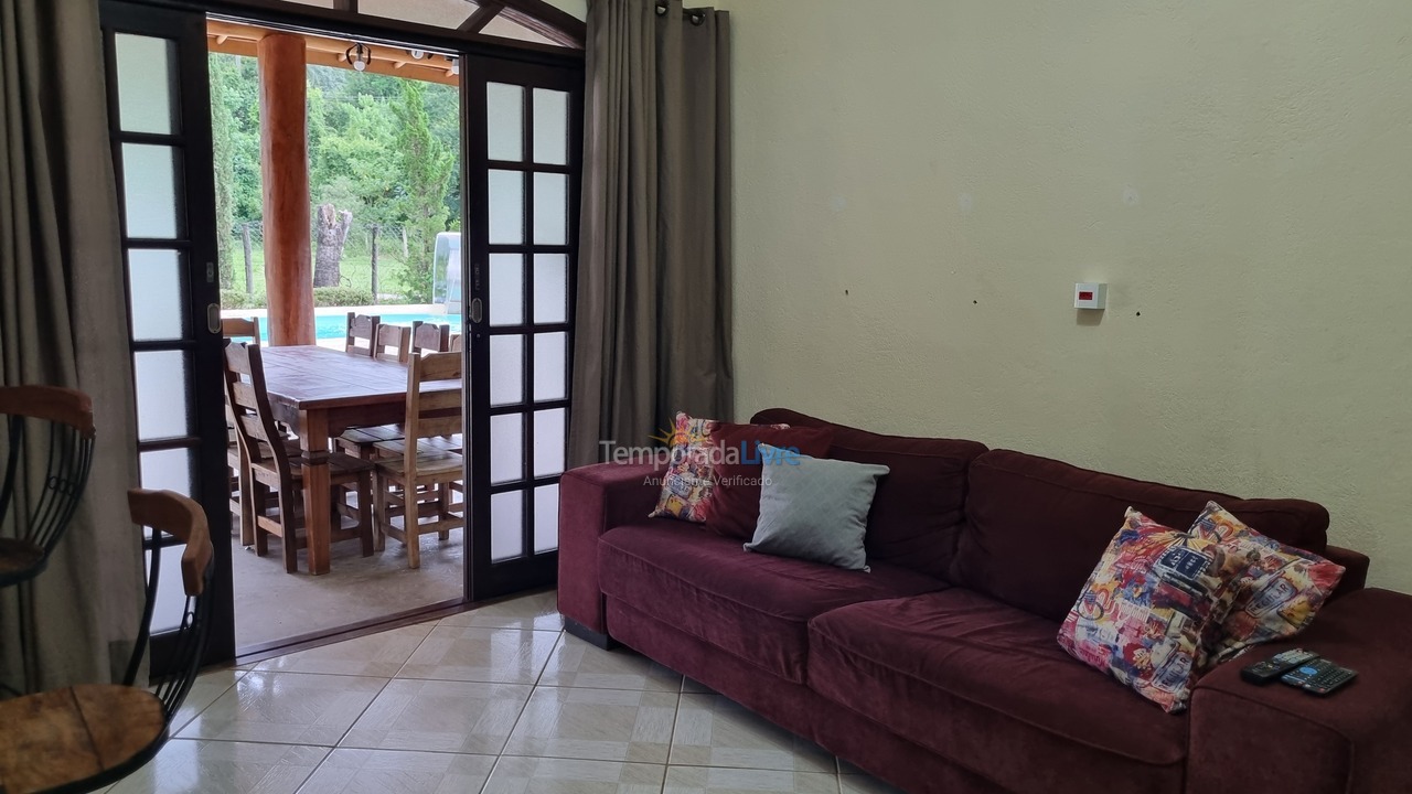 Granja para alquiler de vacaciones em Socorro (Bairro Rio do Peixe)