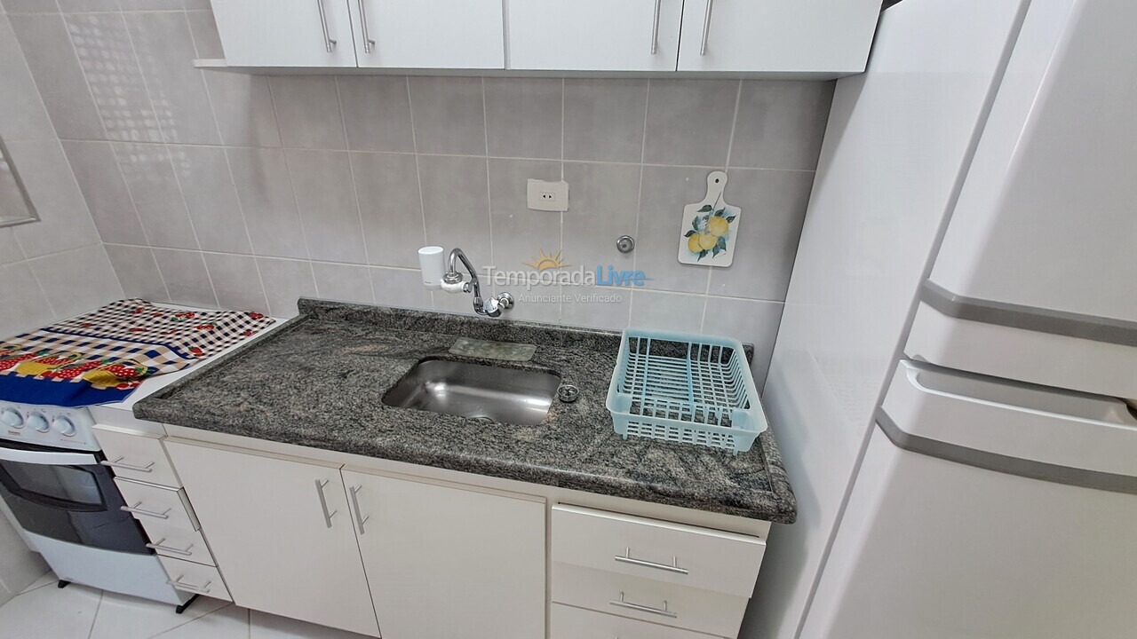 Apartamento para aluguel de temporada em Guarujá (Pitangueiras)