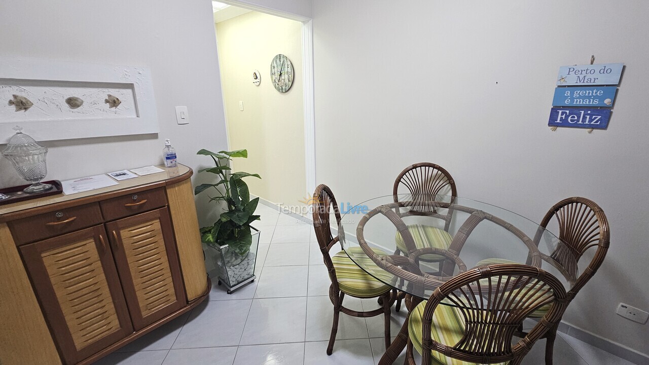 Apartamento para aluguel de temporada em Guarujá (Pitangueiras)