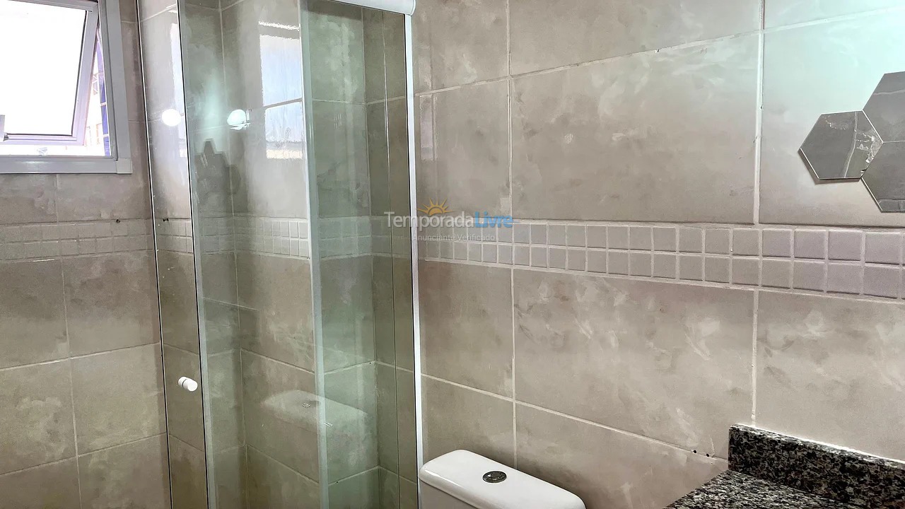 Apartamento para aluguel de temporada em Praia Grande (Canto do Forte)
