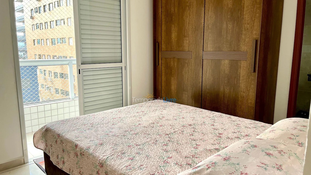 Apartamento para aluguel de temporada em Praia Grande (Canto do Forte)