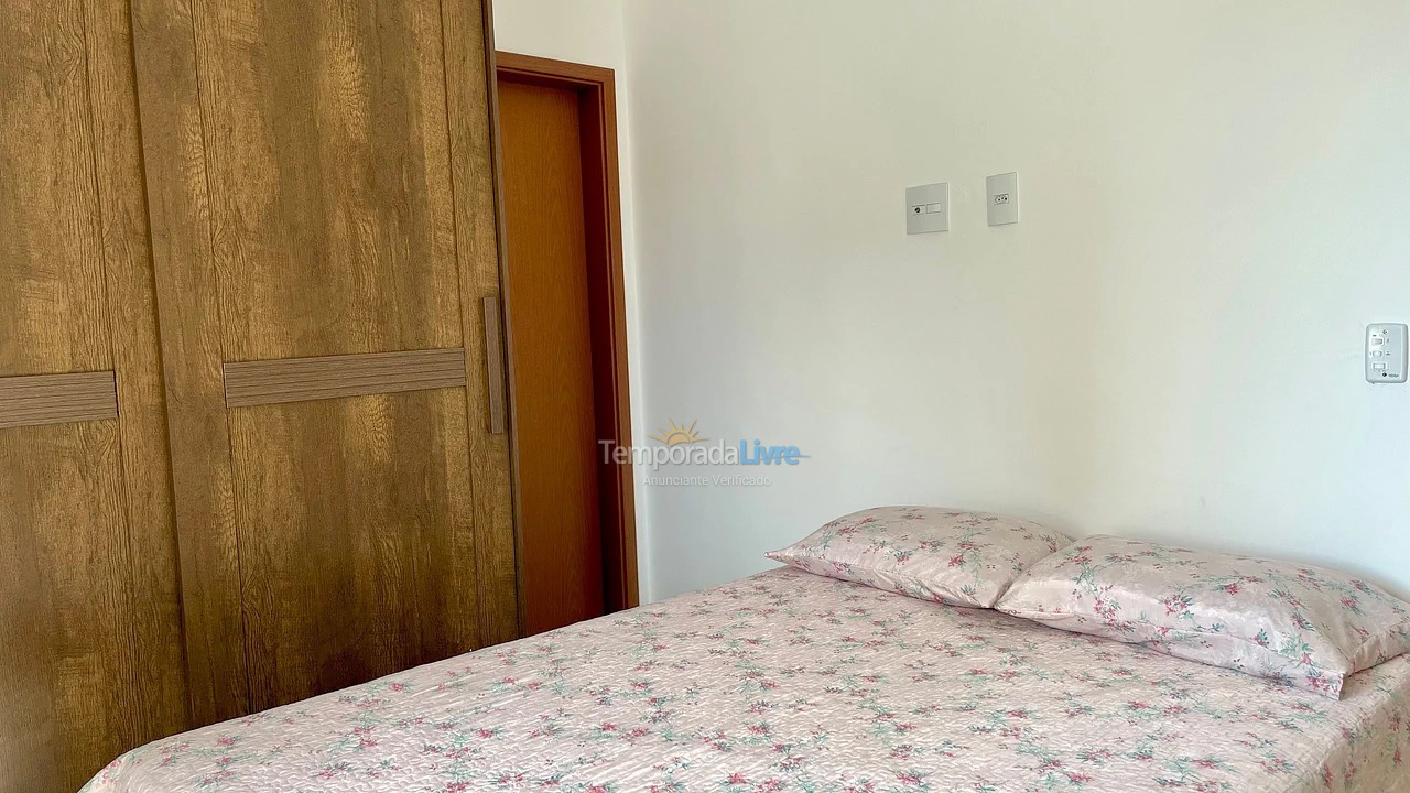 Apartamento para aluguel de temporada em Praia Grande (Canto do Forte)