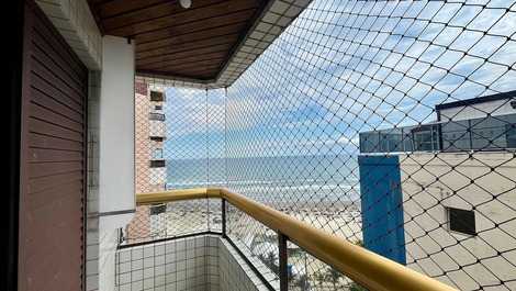 M123 -Vista Lateral| 2 Dorm| Suíte e Área de Lazer