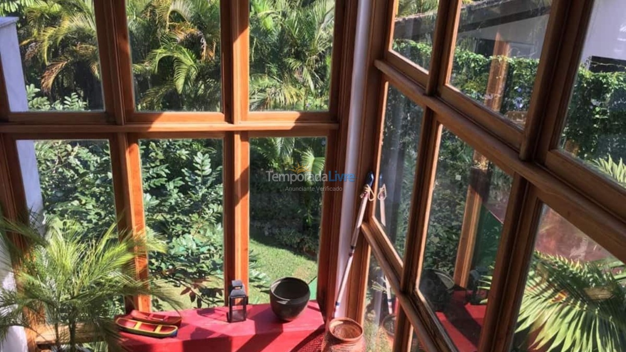 Casa para alquiler de vacaciones em São Sebastião (Barra do Sahy)