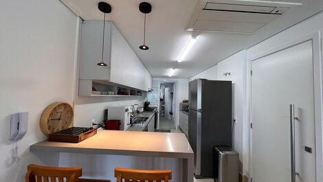 Beachfront apartment in Riviera de São Lourenço - Module 08