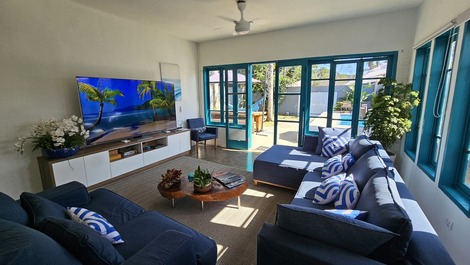 Hermosa casa con piscina | Playa de Pernambuco | Guarujá