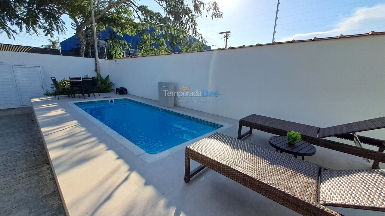 Casa para alquiler de vacaciones em Guarujá (Praia do Pernambuco)