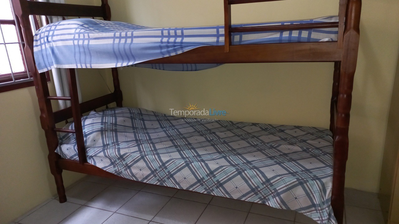 Casa para aluguel de temporada em Florianopolis (Praia dos Ingleses)