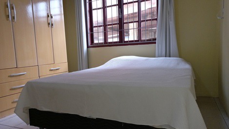 Casa na praia do Ingleses em Florianópolis para 05 pessoas