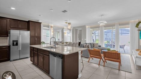 Experimente la magia de Disney mientras se aloja en una casa totalmente equipada.